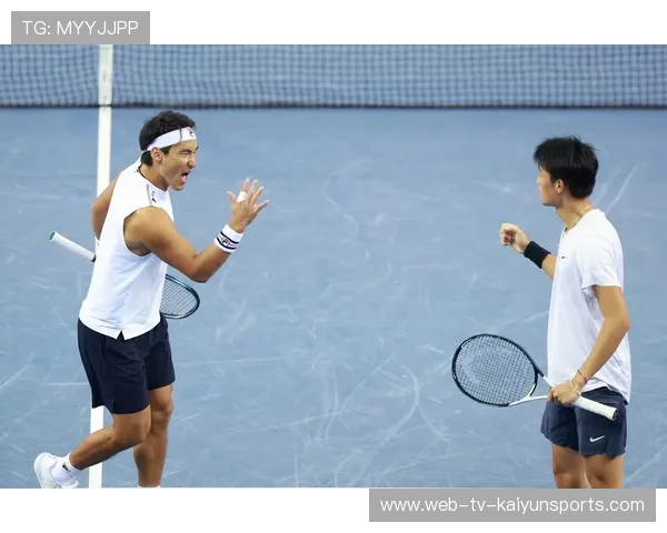 网球双打组合吵架后爆发逆转，戏剧性满分